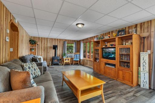 11980 W Lake Road, Rice, MN 56367