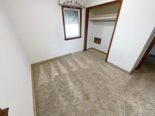 1916 3rd Avenue SE, Austin, MN 55912