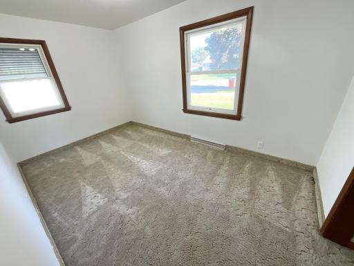1916 3rd Avenue SE, Austin, MN 55912