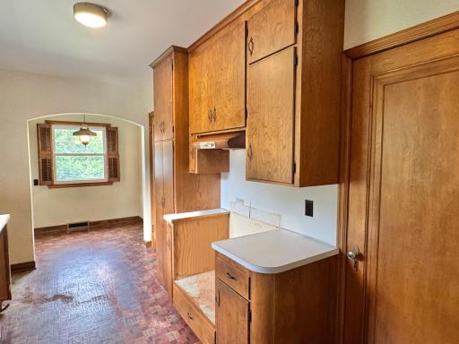 1028 Kingman Avenue, Red Wing, MN 55066