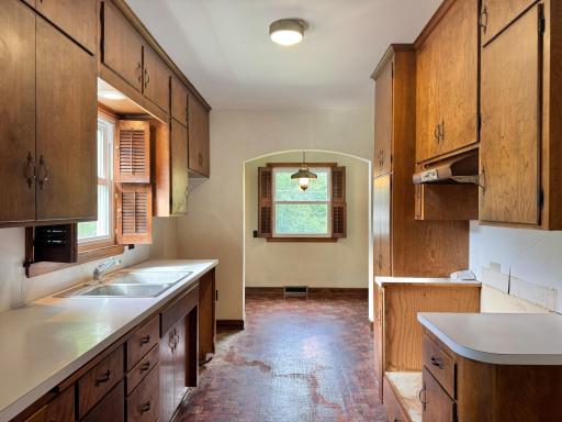 1028 Kingman Avenue, Red Wing, MN 55066