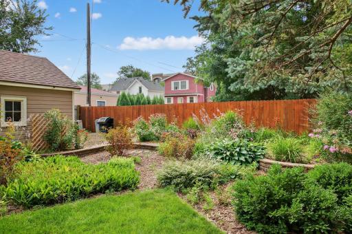 804 1st Street NW, Rochester, MN 55901