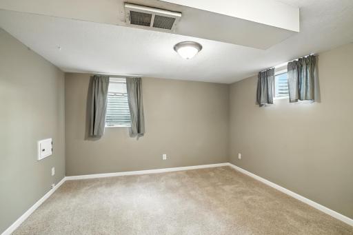 3971 Stacker Place, Saint Paul, MN 55110