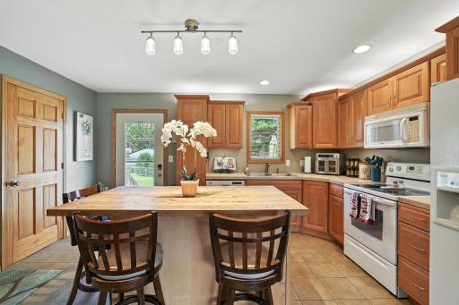 3971 Stacker Place, Saint Paul, MN 55110