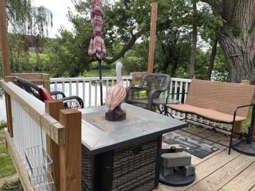 651 River Road, Windom, MN 56101