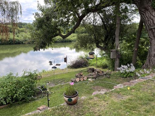 651 River Road, Windom, MN 56101