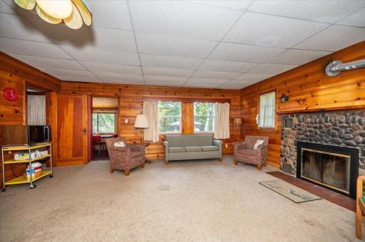 8977 Austin Road, Alborn, MN 55702