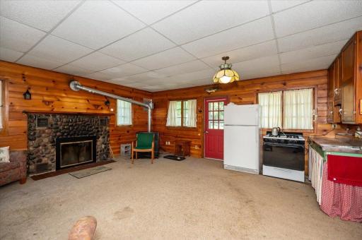 8977 Austin Road, Alborn, MN 55702