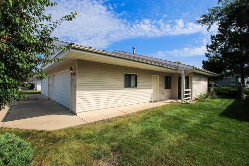 537 Graham Street SW, Hutchinson, MN 55350