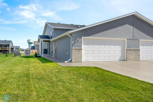 2159 Admiral Drive W, West Fargo, ND 58078