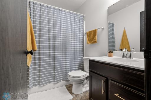 2159 Admiral Drive W, West Fargo, ND 58078