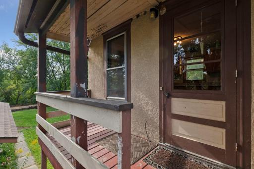 205 Railway Street South - Spacecrafting - 0041.jpg