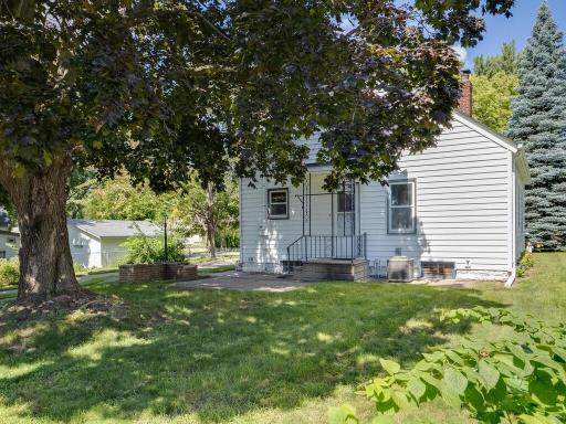 234 Haskell St E West Saint Paul MN 55118 USA-006-025-Exterior Back-MLS_Size.jpg