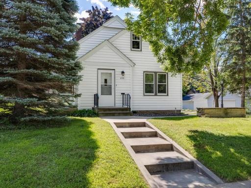 234 Haskell St E West Saint Paul MN 55118 USA-001-027-Exterior Front-MLS_Size.jpg