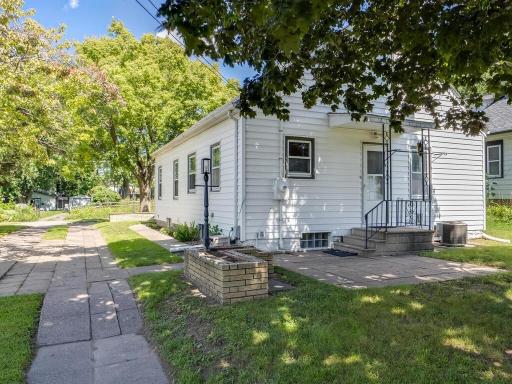 234 Haskell St E West Saint Paul MN 55118 USA-005-005-Exterior Back-MLS_Size.jpg