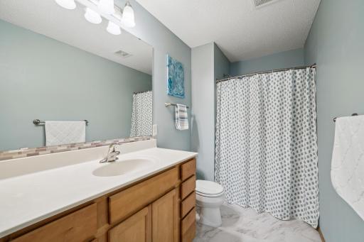 19384 Claremont Drive, Farmington, MN 55024