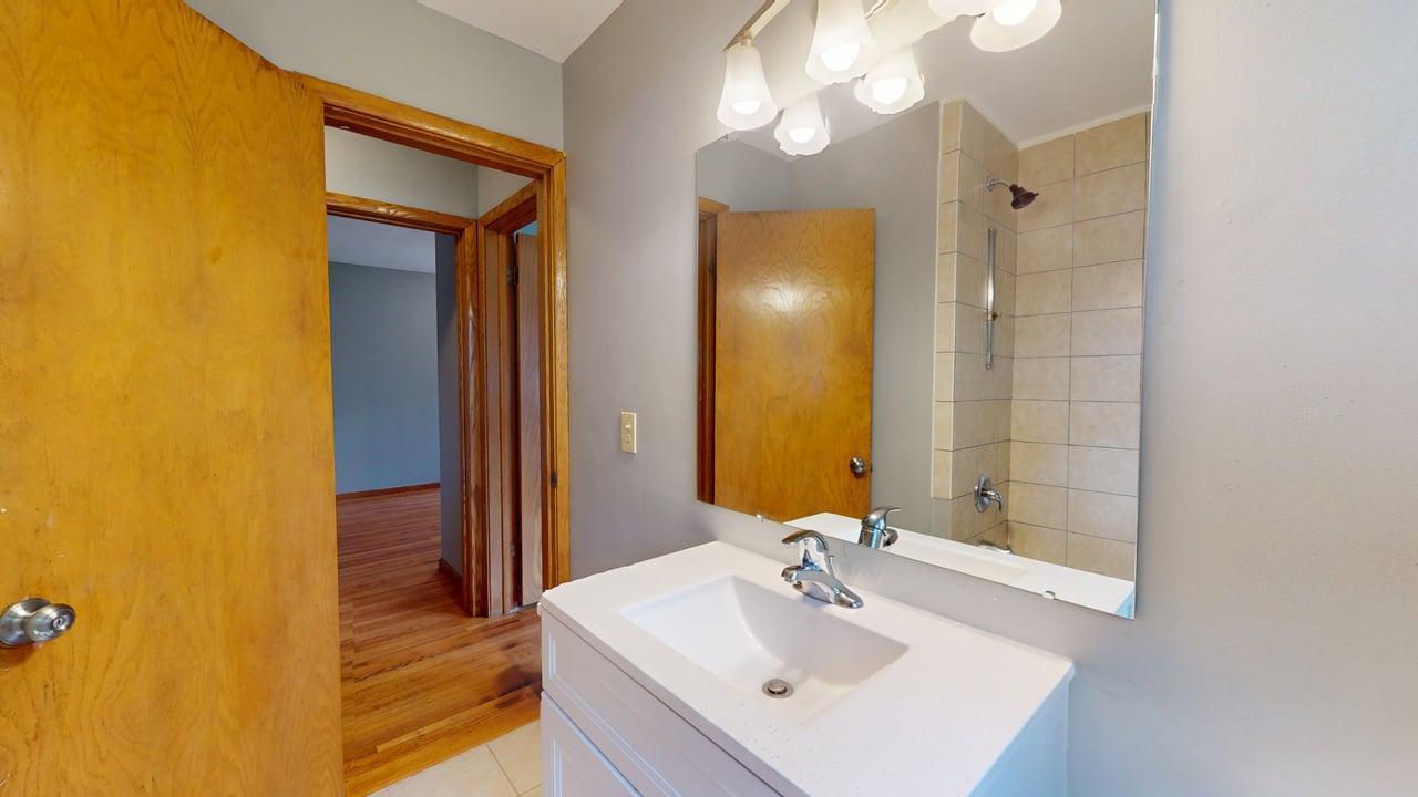 Bath upper.jpg