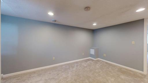 2519 19th Avenue NW, Rochester, MN 55901