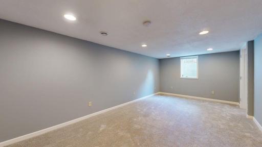 2519 19th Avenue NW, Rochester, MN 55901