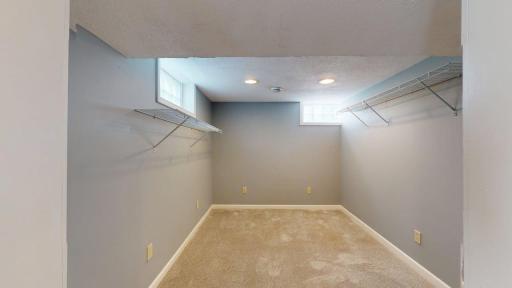 2519 19th Avenue NW, Rochester, MN 55901