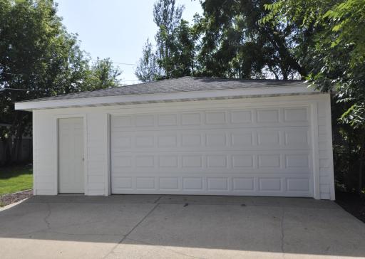 2519 19th Avenue NW, Rochester, MN 55901