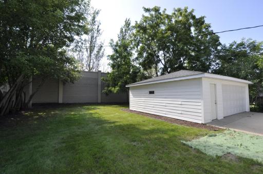 2519 19th Avenue NW, Rochester, MN 55901