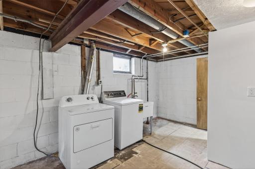 7017 Janell Avenue N, Minneapolis, MN 55428