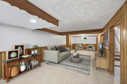 31_7017_Janell_7017_Janell_Avenue_N28_280825_10_50_mls.jpg