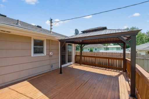 7017 Janell Avenue N, Minneapolis, MN 55428