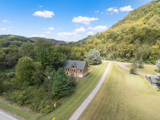 1185 Fairwater Drive, Altura, MN 55910
