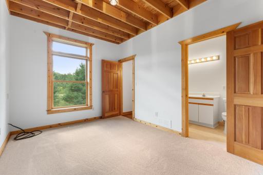 1185 Fairwater Drive, Altura, MN 55910