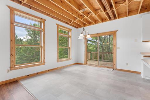 1185 Fairwater Drive, Altura, MN 55910
