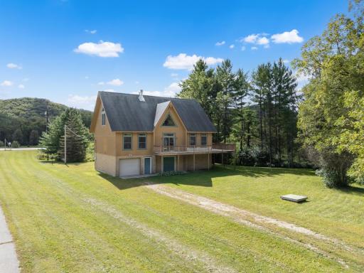 1185 Fairwater Drive, Altura, MN 55910