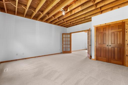 1185 Fairwater Drive, Altura, MN 55910