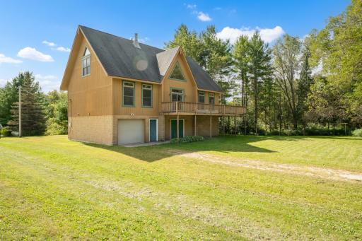 1185 Fairwater Drive, Altura, MN 55910