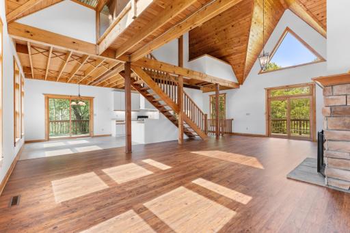 1185 Fairwater Drive, Altura, MN 55910
