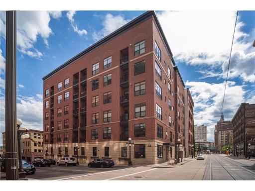 270 4th Street E, 203, Saint Paul, MN 55101