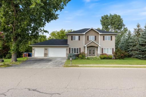 16096 Harmony Path, Lakeville, MN 55044
