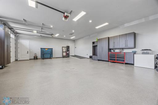 4355 66th Street S, Fargo, ND 58104