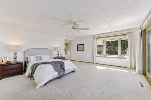 4410 Manitou Road, Excelsior, MN 55331