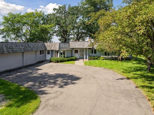 4410 Manitou Road, Excelsior, MN 55331