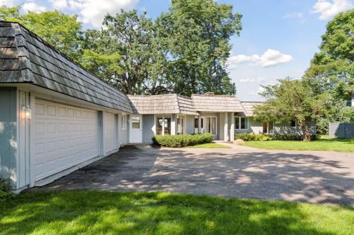 4410 Manitou Road, Excelsior, MN 55331