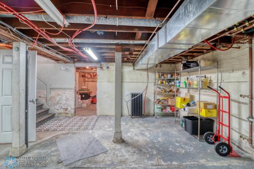 1222 9th Street S, Fargo, ND 58103