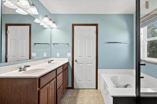 16212 Lithium Court NW, Anoka, MN 55303