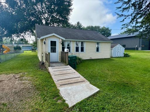 521 Rocque Avenue, Wabasha, MN 55981