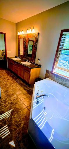 200 Oak Road, Warroad, MN 56763