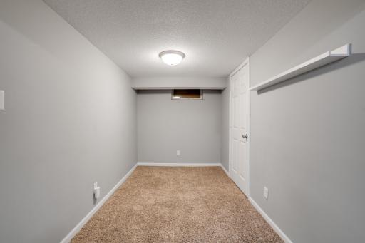 6017 Yukon Avenue N, Minneapolis, MN 55428