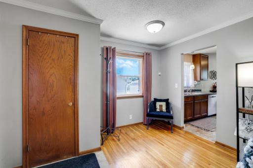 6017 Yukon Avenue N, Minneapolis, MN 55428