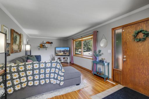 6017 Yukon Avenue N, Minneapolis, MN 55428