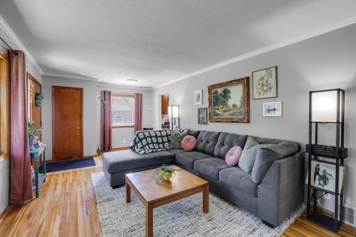 6017 Yukon Avenue N, Minneapolis, MN 55428